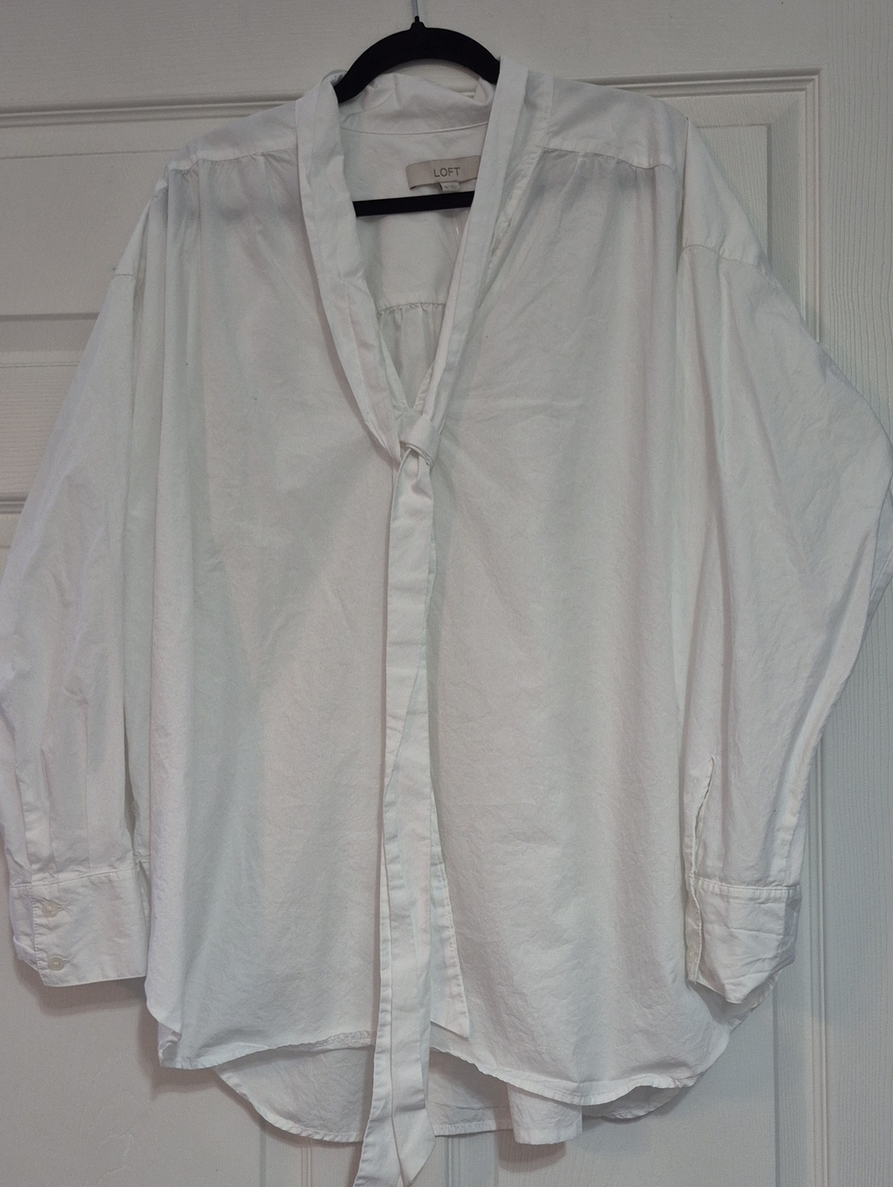 LOFT White Tie-Neck Button-Front Shirt